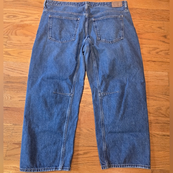 Madewell Darted Barrel Jeans - Picture 2 of 4